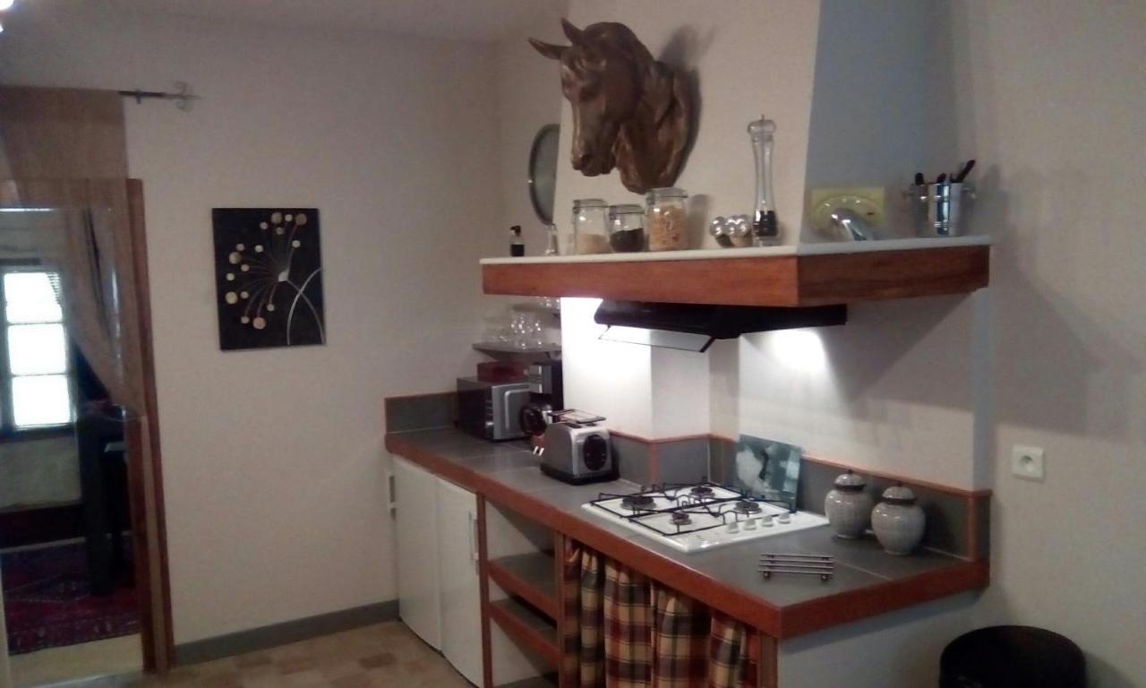 Apartament Au Gre Du Voyage Uzès Zewnętrze zdjęcie